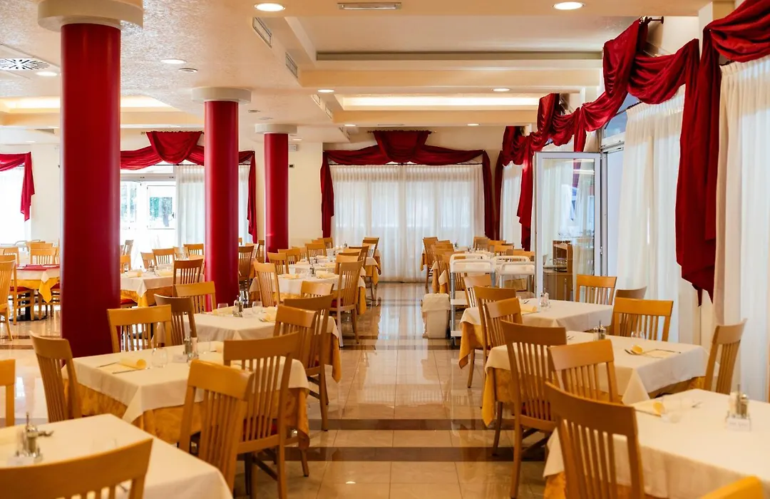 Hotel Olympus-1