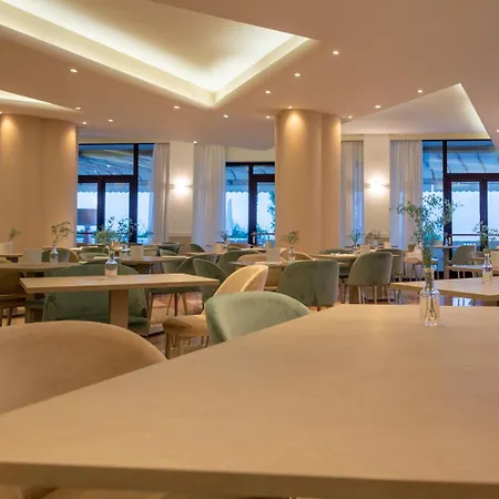 Hotel Savoy-2